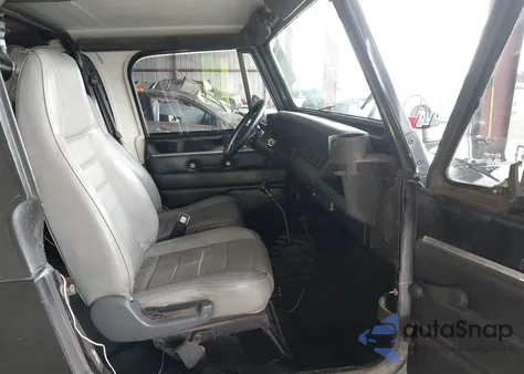 1995 Jeep Wrangler / Yj S/Rio Grande from USA, damaged, VIN 1J4FY19P7SP235122